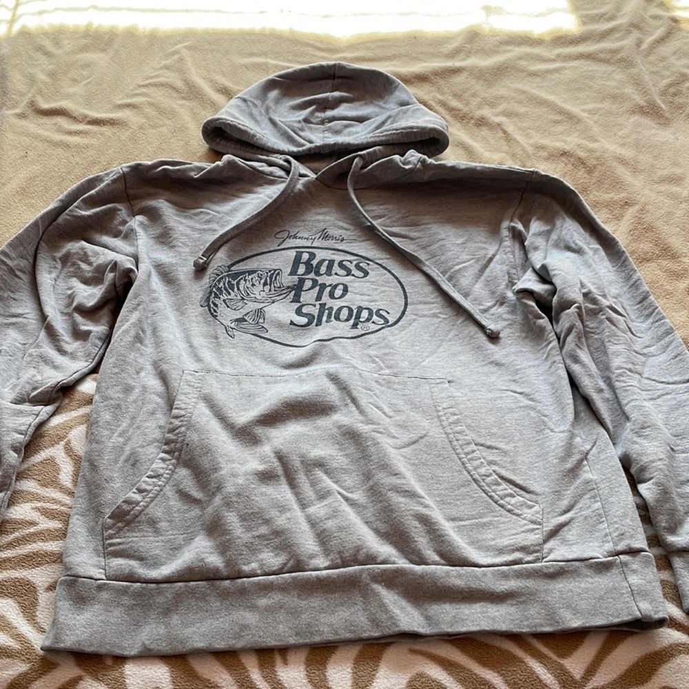 Bass Pro Shop Sweatshirt